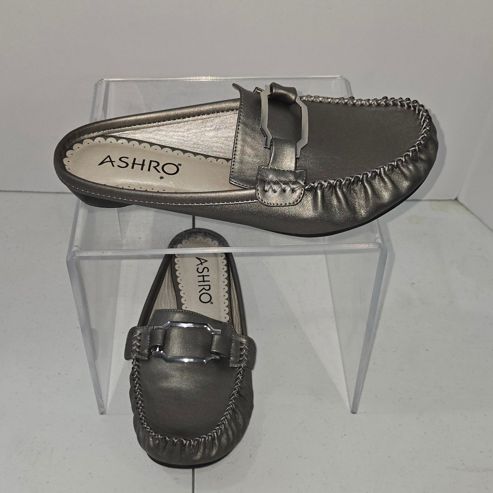 Ashro Womens Pewter Metallic Mules Size 9W Silver Buckle Low Wedge Slip On Shoes